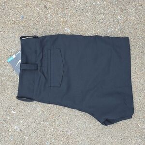 NWT Nike Black Dri-Fit Tour Performance Golf Shorts Size 6